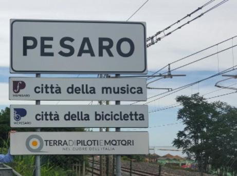 B&B I Tre Gatti Pesaro Zewnętrze zdjęcie